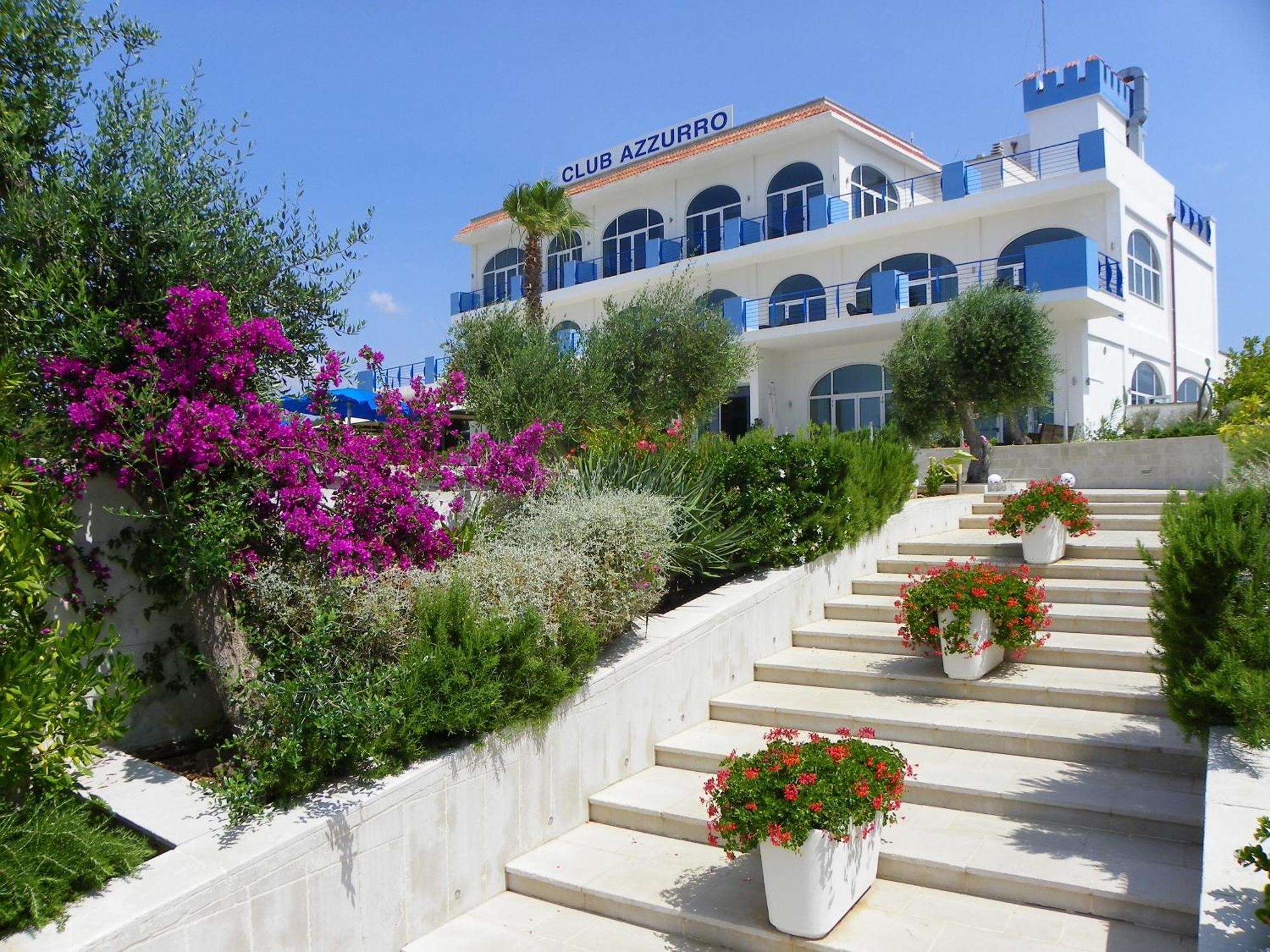 פורטו צ'זראו Club Azzurro Hotel & Resort מראה חיצוני תמונה